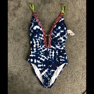 La Blanca tie Dye one piece swimsuit size 6